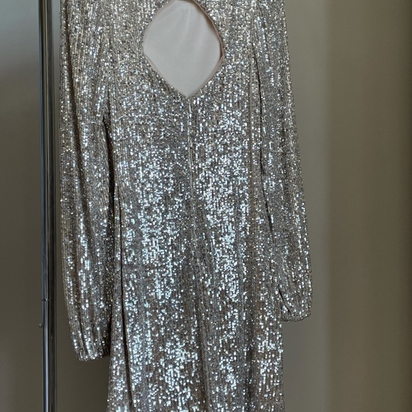 Aqua sequin long sleeve dress Sz. 4 - Picture 3 of 15